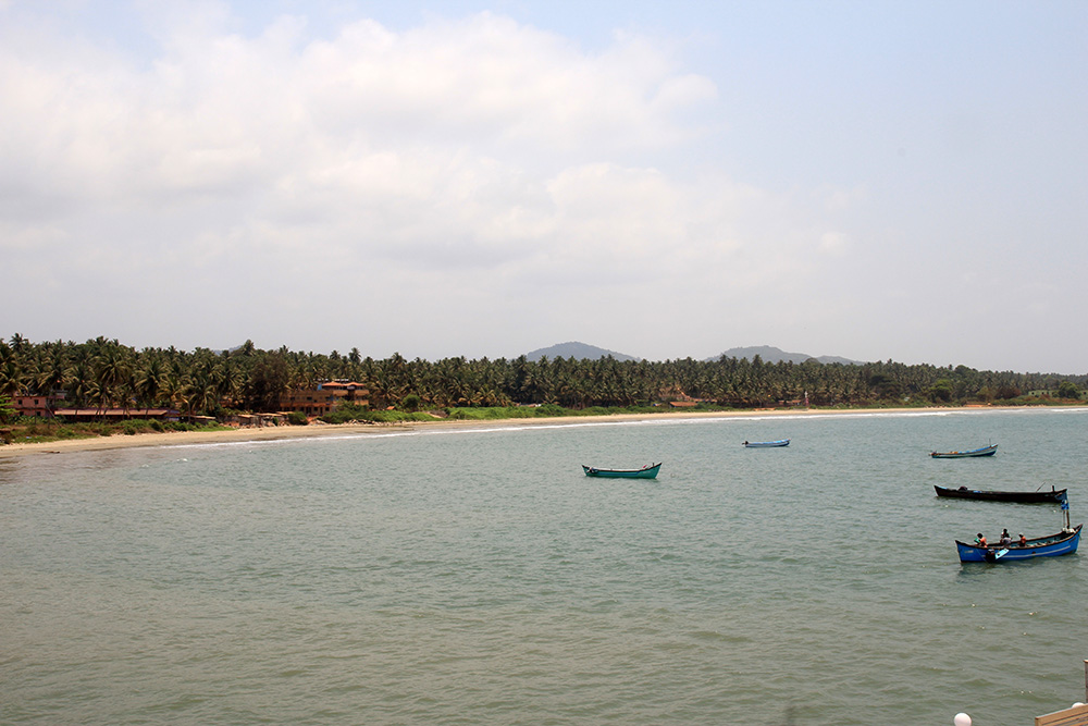 Murudeshwar Beach - India Travel Forum 