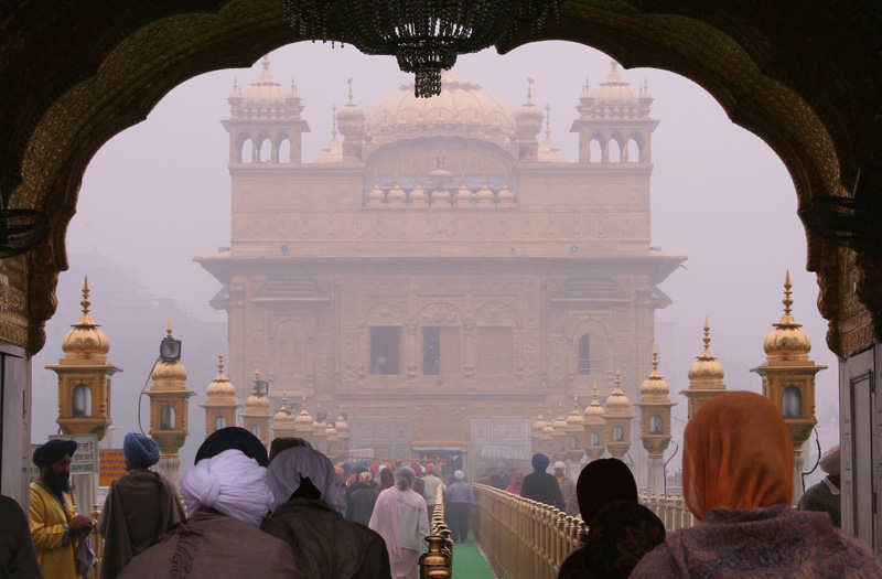  - early-risers-at--golden-temple