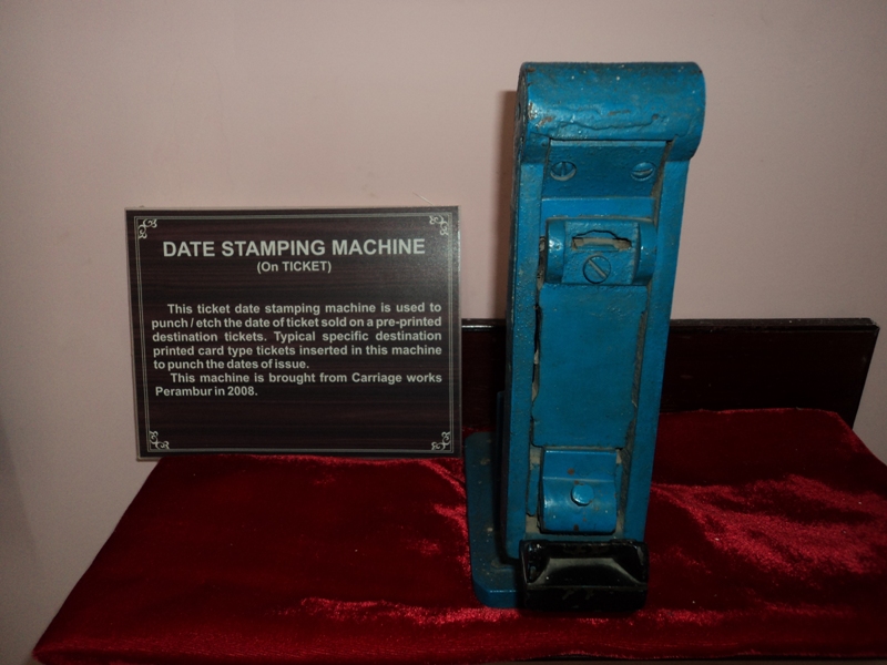 date stamp machine