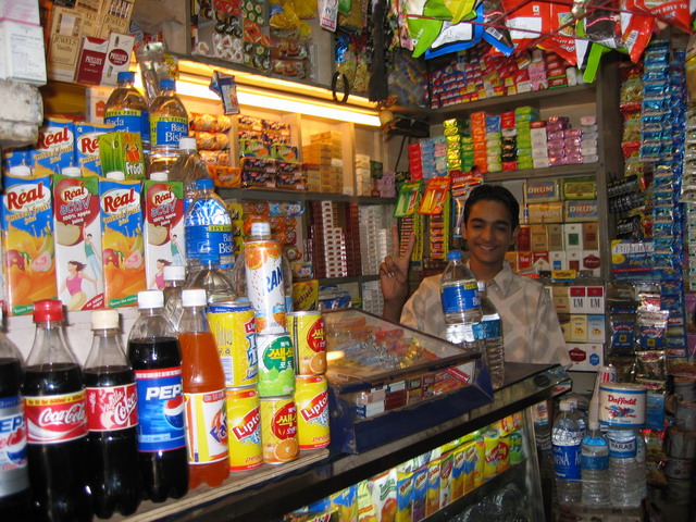 Shop in Main Bazaar, Paharganj, Delhi - India Travel Forum | IndiaMike.com