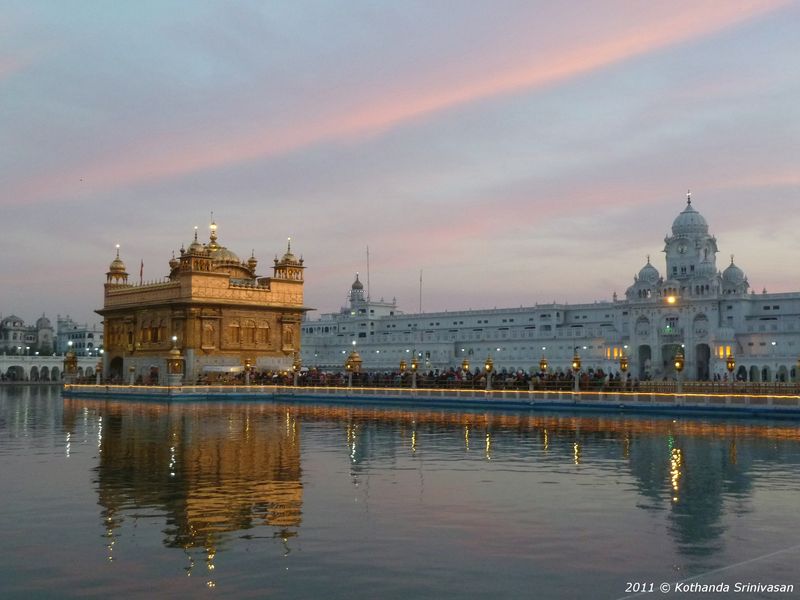 Golden Temple at Amritsar - India Travel Forum | IndiaMike.com