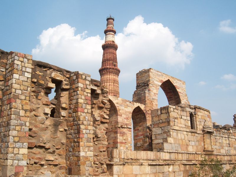 KUTUB MINAR - India Travel Forum | IndiaMike.com