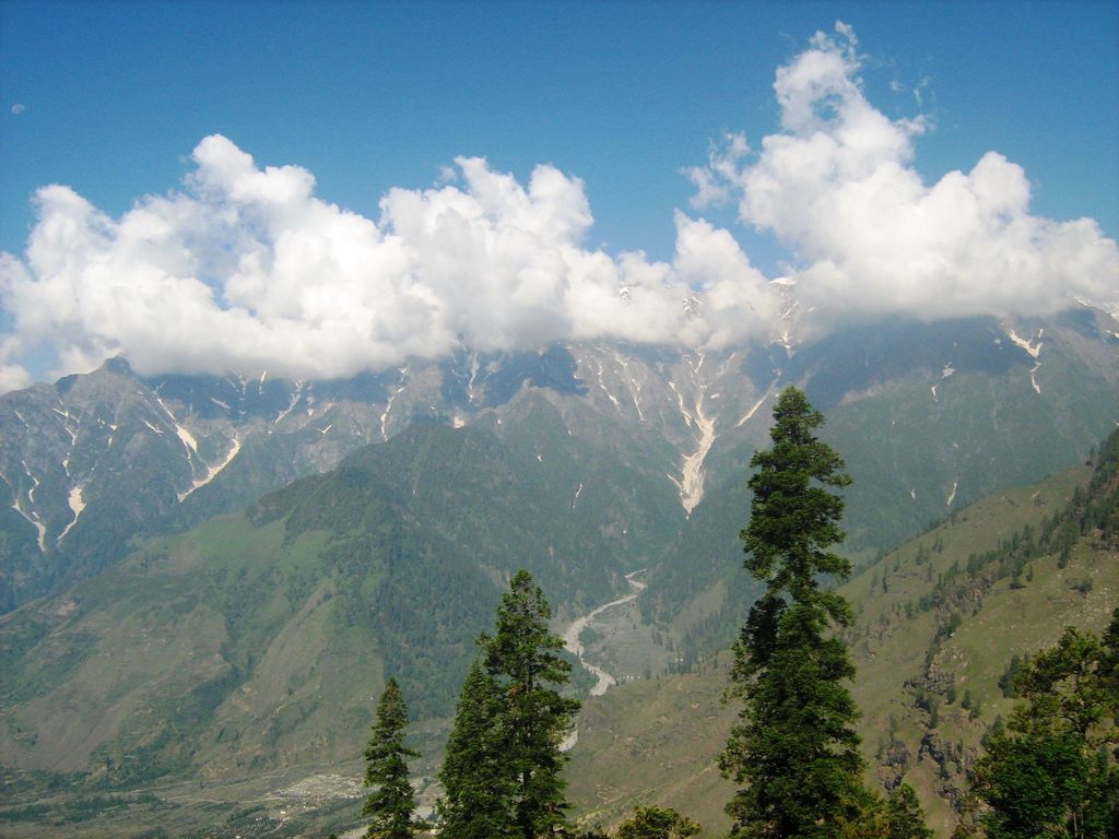 Snow Capped Mountains -- Manali - India Travel Forum | IndiaMike.com