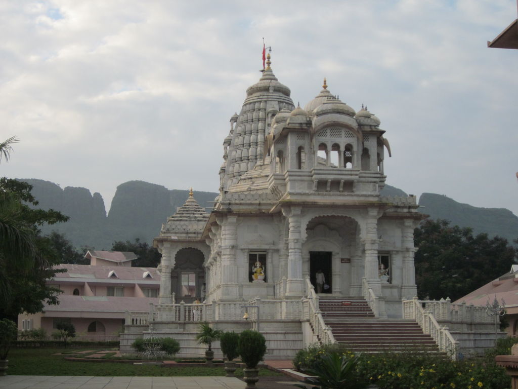 Jain Temple Near Trimbkeshwar - India Travel Forum | IndiaMike.com