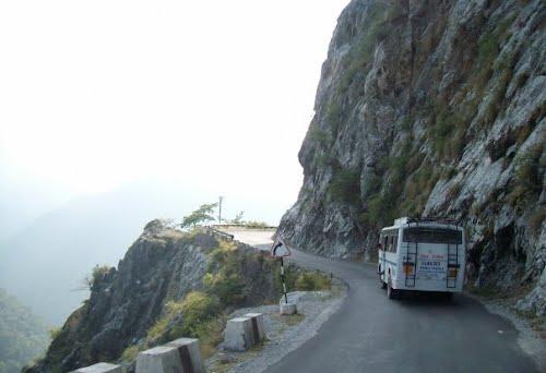 any-road-link-between-lansdowne-and-hardwar-rishikesh-mussoorie-india